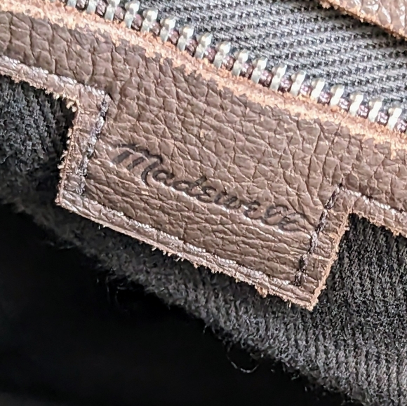 Madewell Zip Transport in Castle Rock - Picture 5 of 5